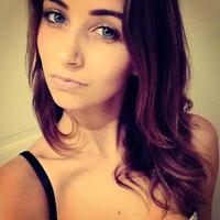 Hena (@henazooop) Twitter profile photo