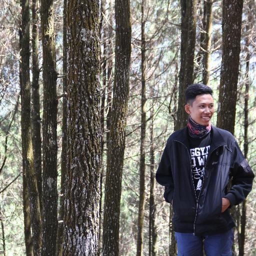 erygustian's profile picture. Computer Engineering in Politeknik Piksi Ganesha Bandung