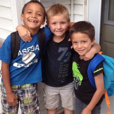 custom diecast creator raising three boys with my amazing girl friend 😘😘