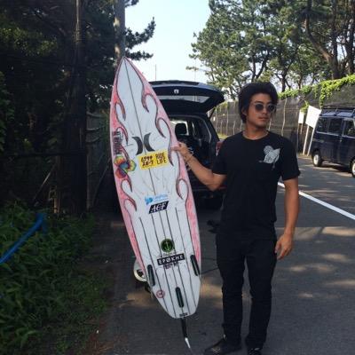 pro surfer の大橋海人です！ちょこちょこツイートするんでよろしくお願いします？！ Pro surfer from Japan age23 / Inamura Classic 1st in 2013 /稲村クラシック2013 1st // http://t.co/euCw51SJHB