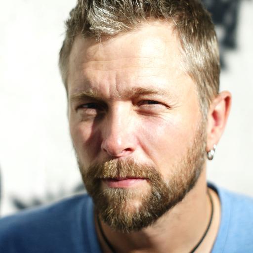 Co-founder, CINO @Elby_co. Tidl. klimarådgiver @gronomstilling. Prisvindende Arkitekt. Medstifter @CradlePeople. Twitter er ren copy-paste. Find mig på blåsky.