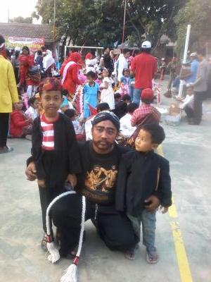 912d250bb9bf4c3's profile picture. 