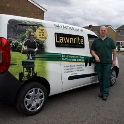 Fed up with a weedy lawn? I'm a professional Greenkeeper, treating domestic & commercial lawns in the Hertfordshire, Bedfordshire and South Cambridgeshire area