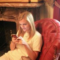 Lauren Gallagher (@_logal) 's Twitter Profile