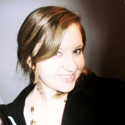 AshleyN16's profile picture. Oy with the poodles already.