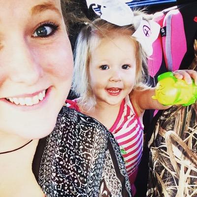 Jamie Lee Hilliard On Twitter Big Comfy Couch I Feel Good B