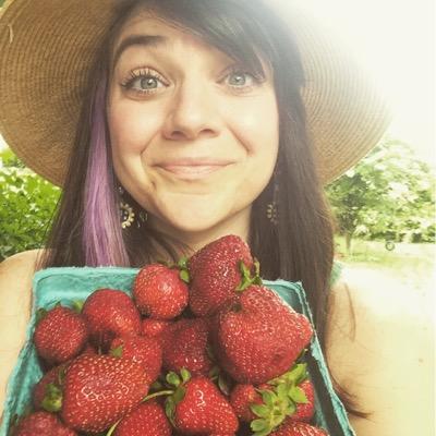 Foodie, tech #networking, gardener, hiker, world traveler, #technologyadvice