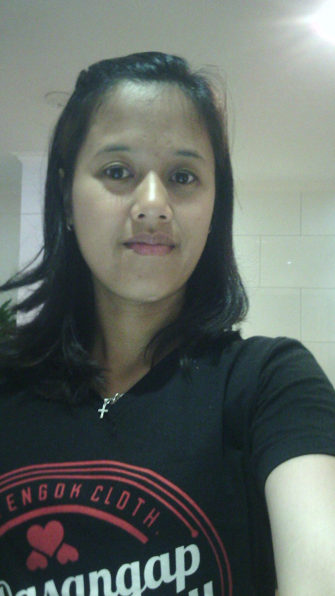 be your smile,, untuk yg ingin cari bintang untuk video klip lagu just call me