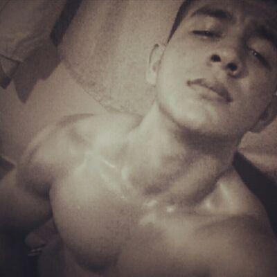 cerrado98oi's profile picture. Instagram: Albert_lopez98.  Ask.fm : alb3rtoolpz wapp. Al facebook. : albert lopez