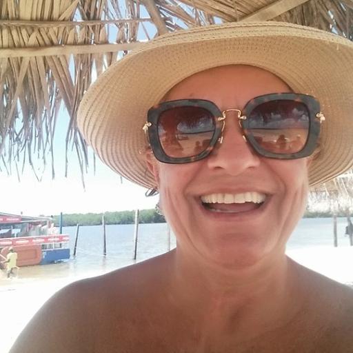 taniafrancischi's profile picture. Tania Francischini. A mãe do delegado.