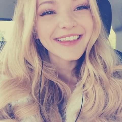 monserrath20031's profile picture. life is love 3