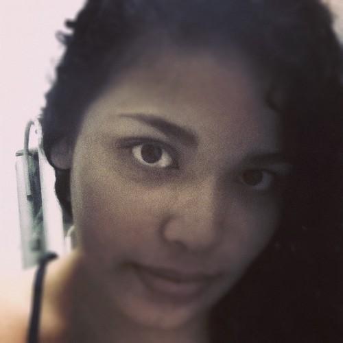 ThamyGomess's profile picture. Uma metamorfose ambulante!