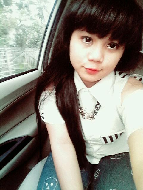 uzy_zhie's profile picture. 