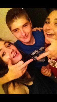 tpageaz's profile picture. @GirlNChunkShirt is chill asf