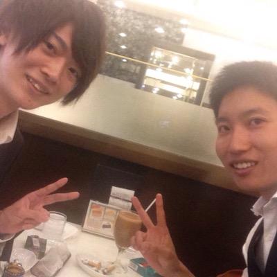 現在22歳。東京を中心に活動。現在は新規事業の立ち上げや、個人でWebマーケティングのコンサルをしています。/コピーライター/集客コンサル/情報販売/https://t.co/8tJ9jCh3pG