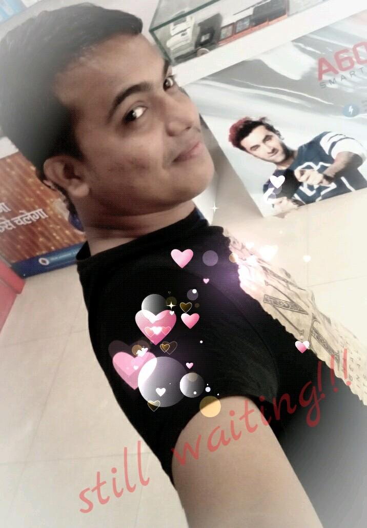 rockypoddar1's profile picture. 