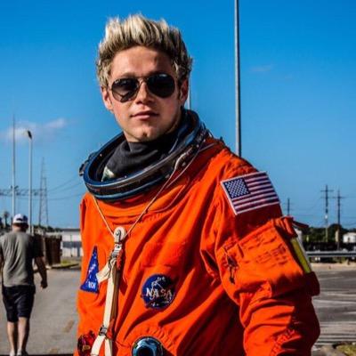 nialllssecret's profile picture. July 20 and 21st 2013 #TMHT Aug 21 and 22nd 2014 #WWAT — Houston y'all — liam/5 0/4 ❤
click the link to view my stalking experience meeting the boys!