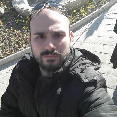 nylz33's profile picture. 