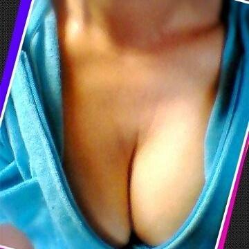 rouvinroyalty's profile picture. セフレ募集してるよ❤ みんなメッセージしてね！ 彼氏も欲しいなぁ(*´艸｀*)「jtgs」LINEしていいからね