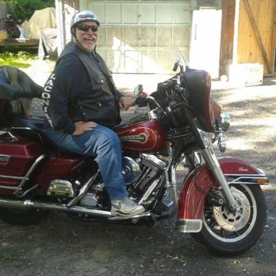 schmolt6's profile picture. 