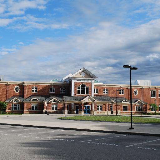 EastSchoolHing's profile picture. 