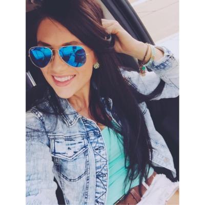 Brii_Arii's profile picture. 