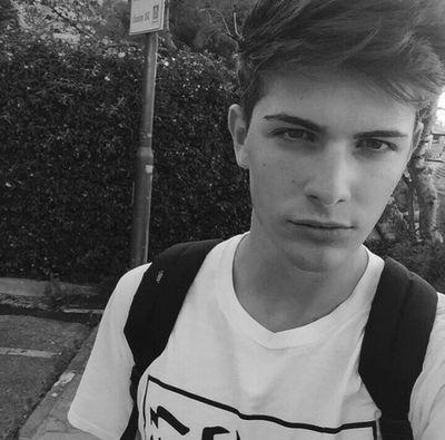 MoretzRpgWhs's profile picture. Matteo Blake || 17 || nyctophilia