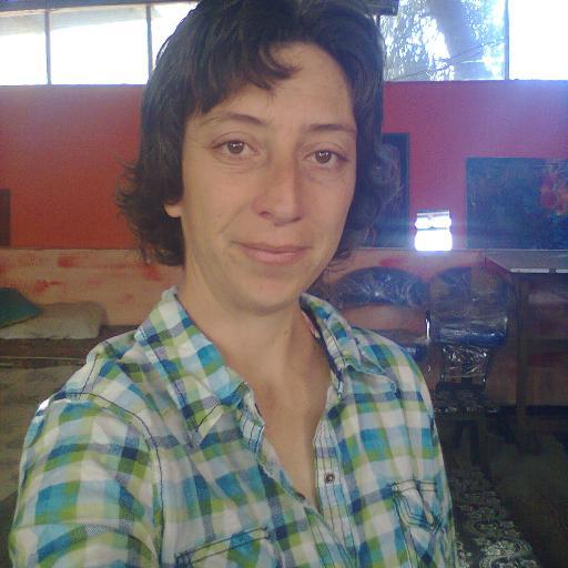 Somos un refugio de pensamientos, algunos bellos y otros deshonestos...
