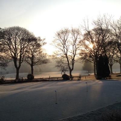 A competitive winter golf society for golfers in the Sheffield area.