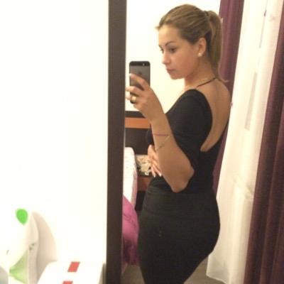 madalina241993's profile picture. 