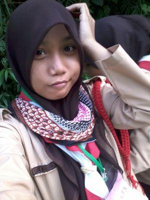 follow yha.. cintai seseorang sepenuh hati ♥agar iya tau apa cinta yg sesengguhnya. MENGIKUTI ANDA