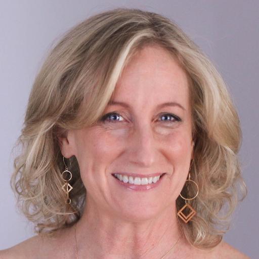 Jen_Crawford's profile picture. Interested in living, manifesting, thinking, believing, leading, finding my why.