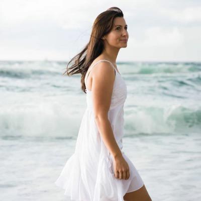 leslieriva's profile picture. 