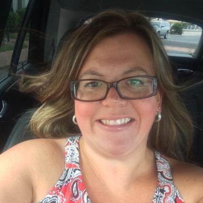 MomWatch0976's profile picture. 