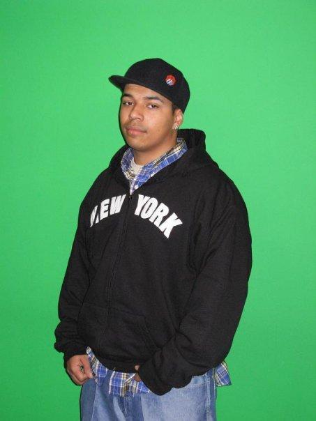 tonbogus's profile picture. 