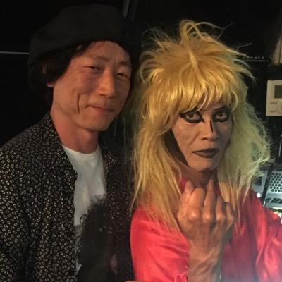 idoyuji's profile picture. プロダクション経営→アナログレコードフルリクエスト制ロックバー《道玄坂ロック京都》経営。2023年4月渋谷店閉店。2025年8月に京都で再開。→ @dogenzakarock インスタはhttps://t.co/yYOoYQ6sJZ
