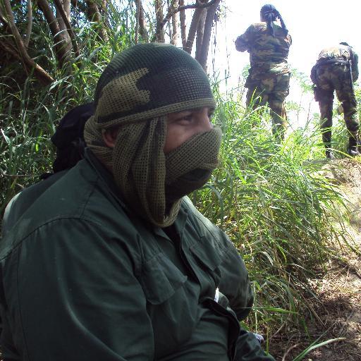 cevr5971's profile picture. profesional universitario;deportista y FEHCL