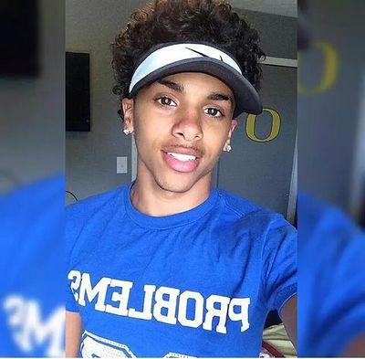 HALOCZUT's profile picture. Get inspired to live as art