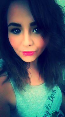 CarlaLou90's profile picture. 