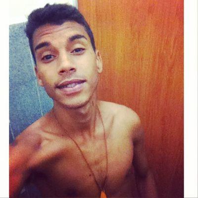 apesar de tudo, vou viver sorrindo.