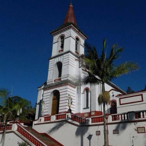 Municipio al oriente de Cundinamarca, en la Región del Guavio. Fundado el 23 de Octubre de 1846 por Pastor Ospina Rodriguez. Al pie de la loma. #Ubalá 🇸🇱