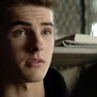 Theo Raeken (R.I.P.) (@yavsakbeta) 's Twitter Profile