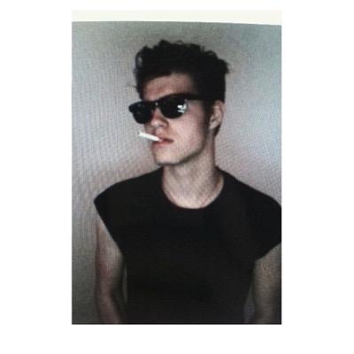 jamesrpgupm_'s profile picture. suce ma queue:)