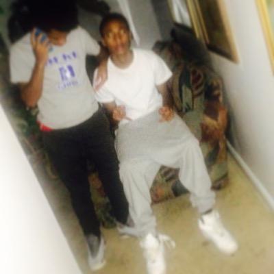 YoungEc216's profile picture. 