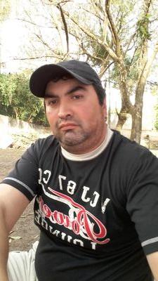 soy dj independiente operador de radio fm y sonidista de LC Producciones