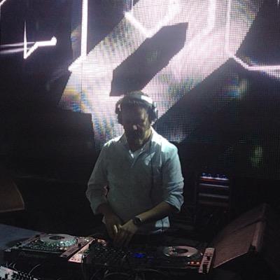 djjavierfuentes's profile picture. Asistente de edicion en Fox Telecolombia, productor de sonido para radio, cine y television, dj crossover con una trayectoria de mas de 10 años