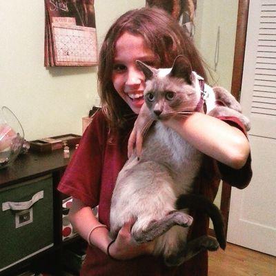 13_longdrive_89's profile picture. I love Taylor swift. she changed my life. once she told me she loved me. I'm also obsessed with hard rock. one of these days I'm going to meet Taylor Swift