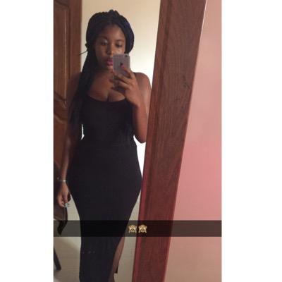 KimiaA7's profile picture. go follow my new account @veronicakimia