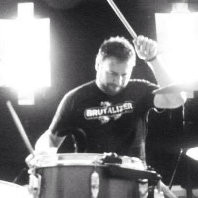 santinaus's profile picture. santi baterista seznaus