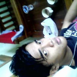 reza2320's profile picture. 